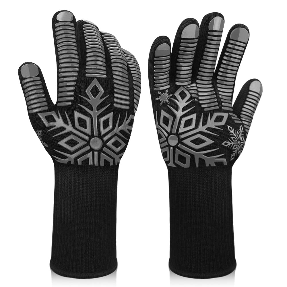 Comsmart BBQ Gloves showing heat-resistant material for safe grilling