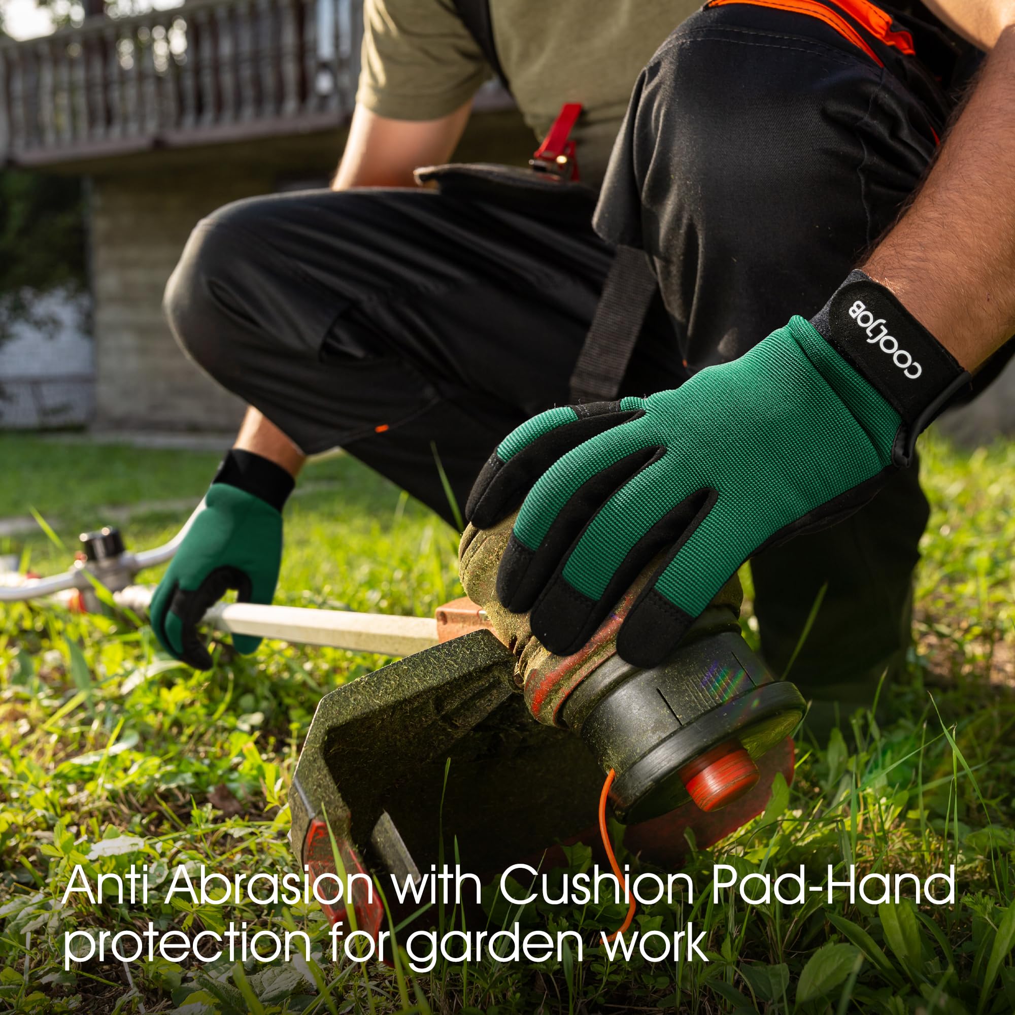 COOLJOB garden gloves in reusable pouch make gifting easy for gardeners.