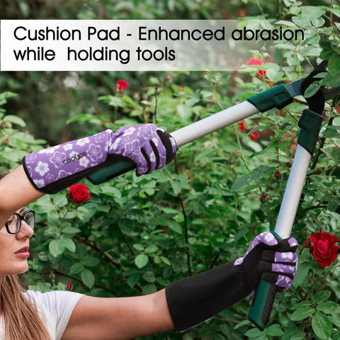 CoolJOB long-cuff design keeps dirt out during heavy yard work