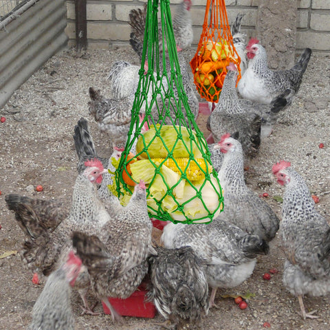 CooShou nylon material pocket is durable for everyday coop use.