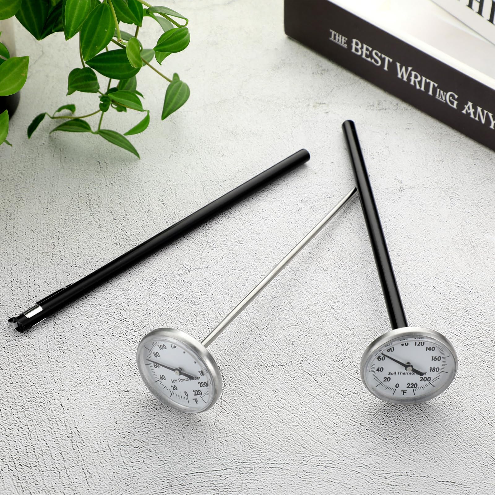 Copkim protective case keeps the thermometer safe when stored.