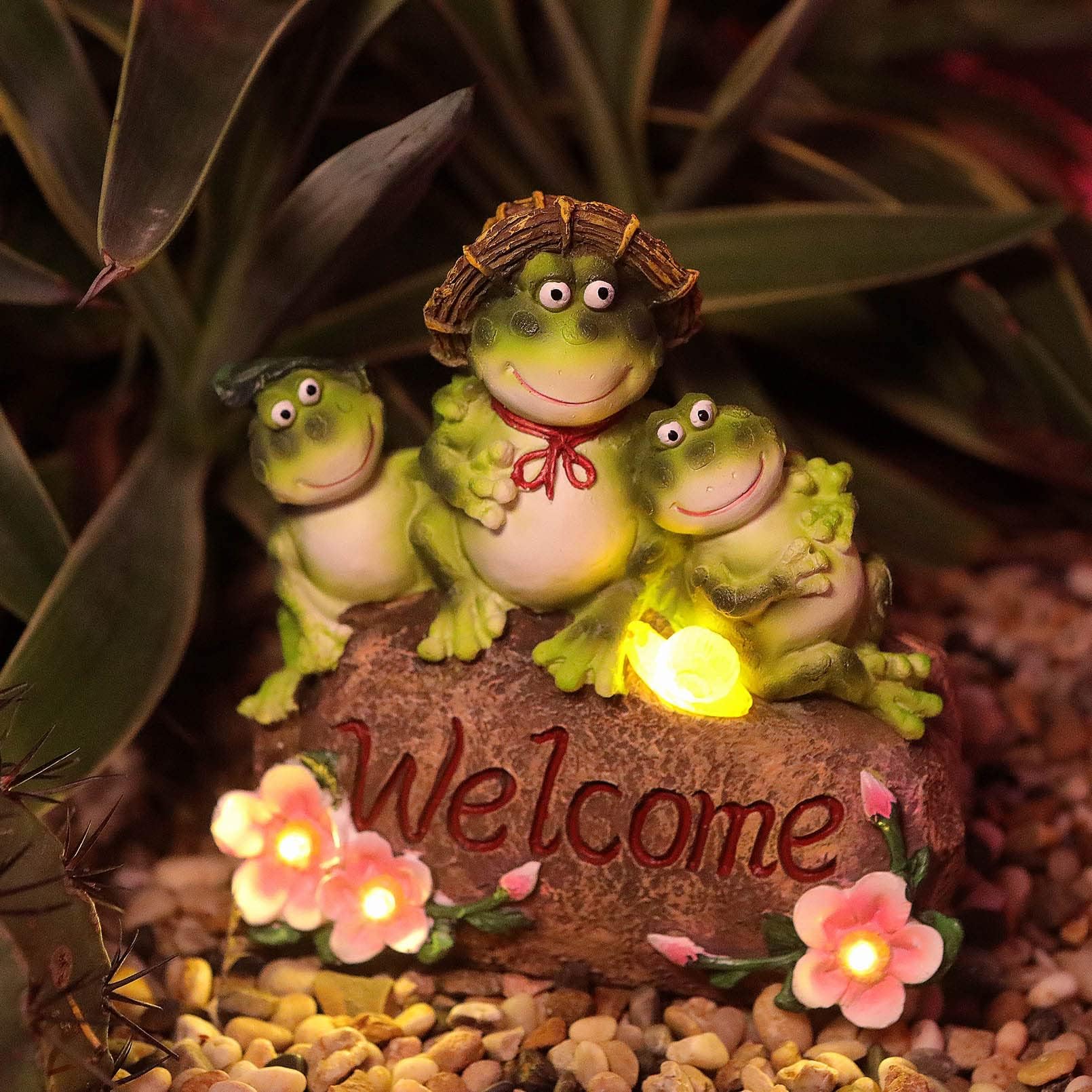 CORIETTA charming frog statue enriches birthdays and housewarming décor.