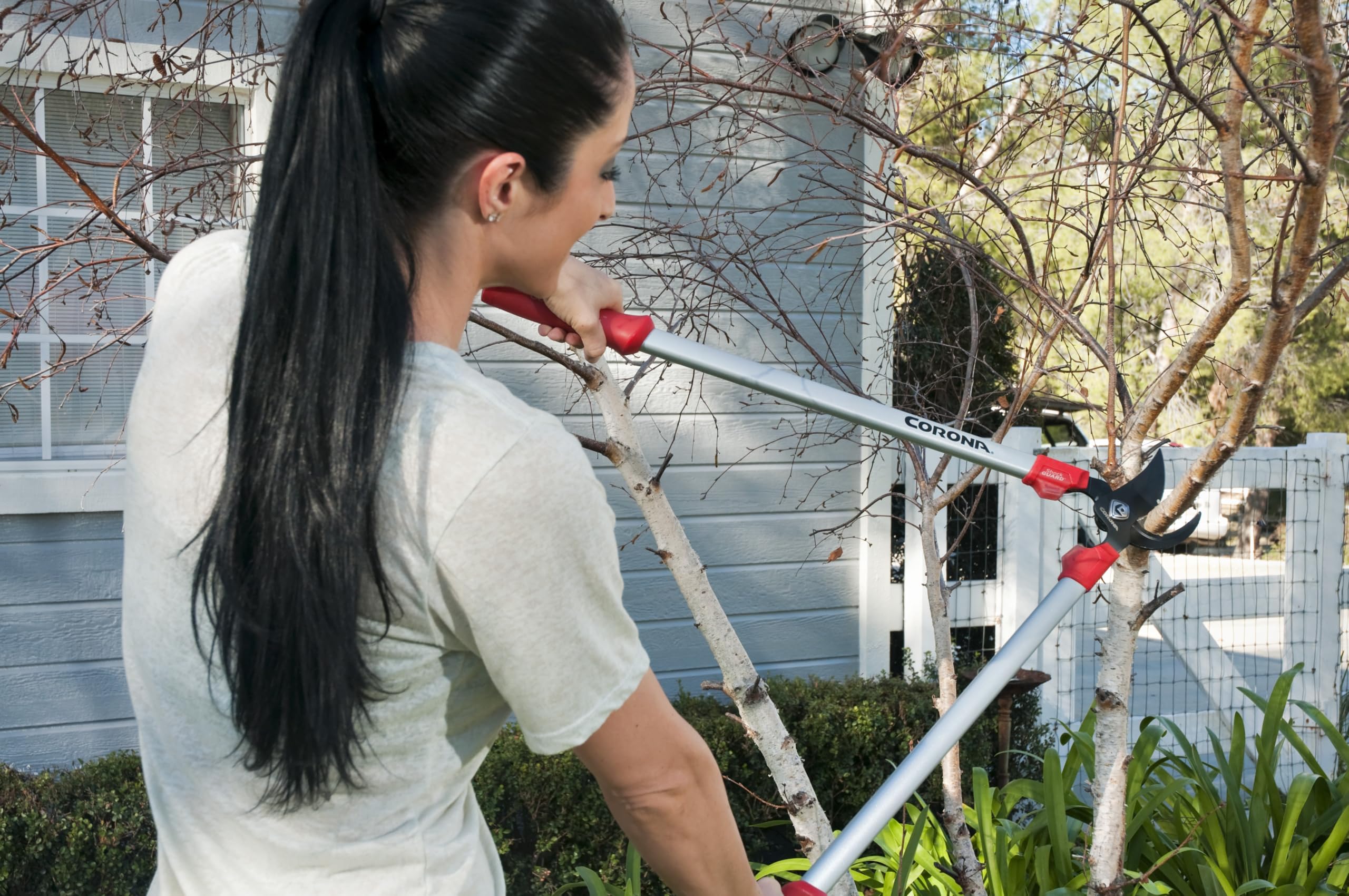 Corona Shock-Guard bumper detail reduces fatigue during long pruning sessions