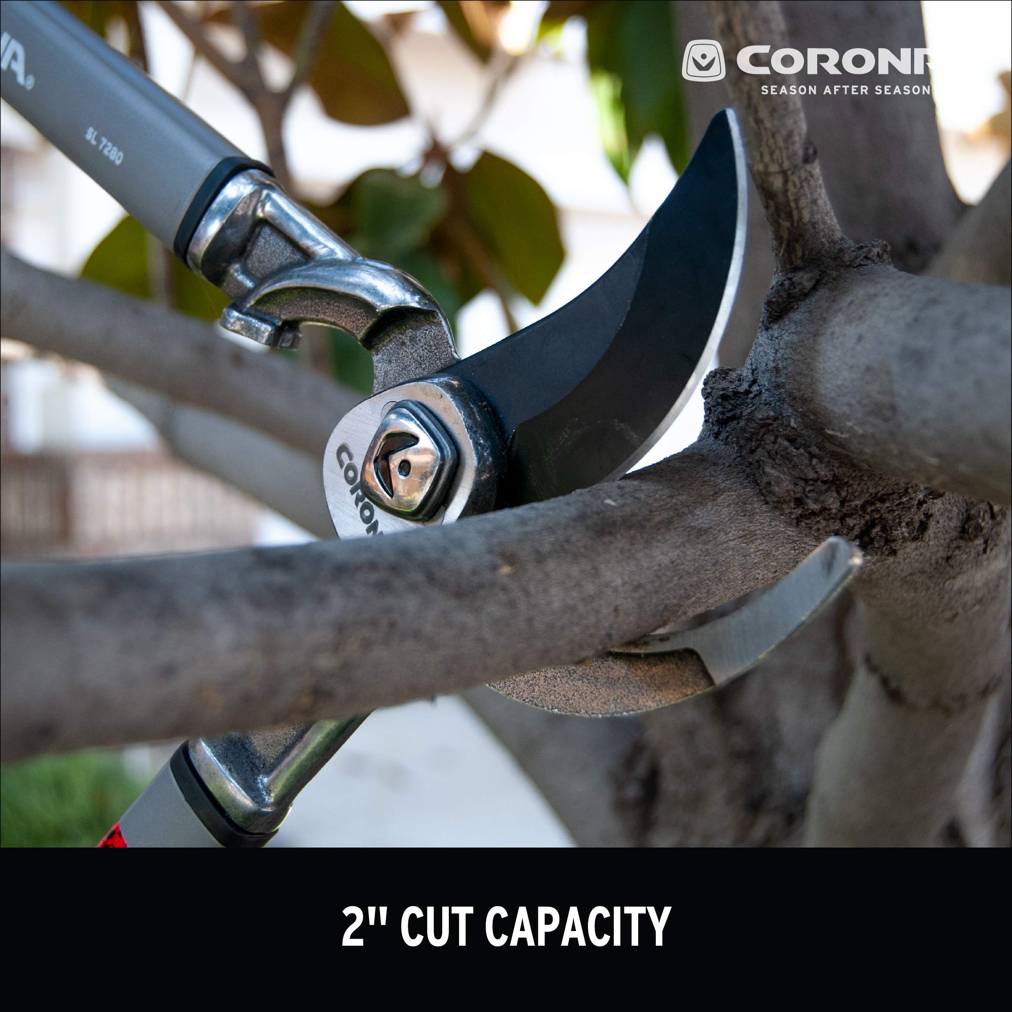 Corona SL 7280 lopper ergonomic grip in use illustrating comfortable pruning sessions.