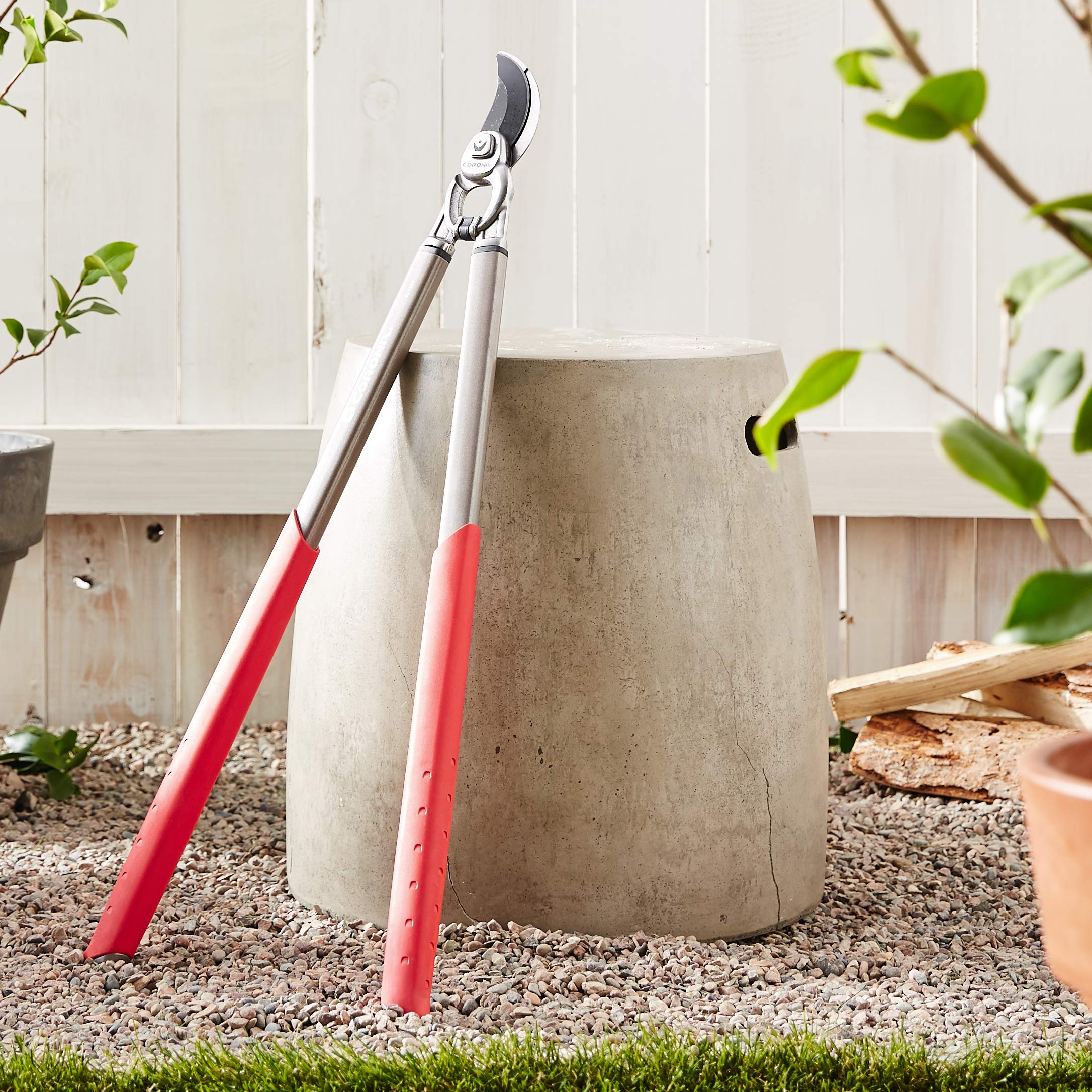 Corona SL 7280 lopper soft grip handle in focus for comfortable extended pruning.