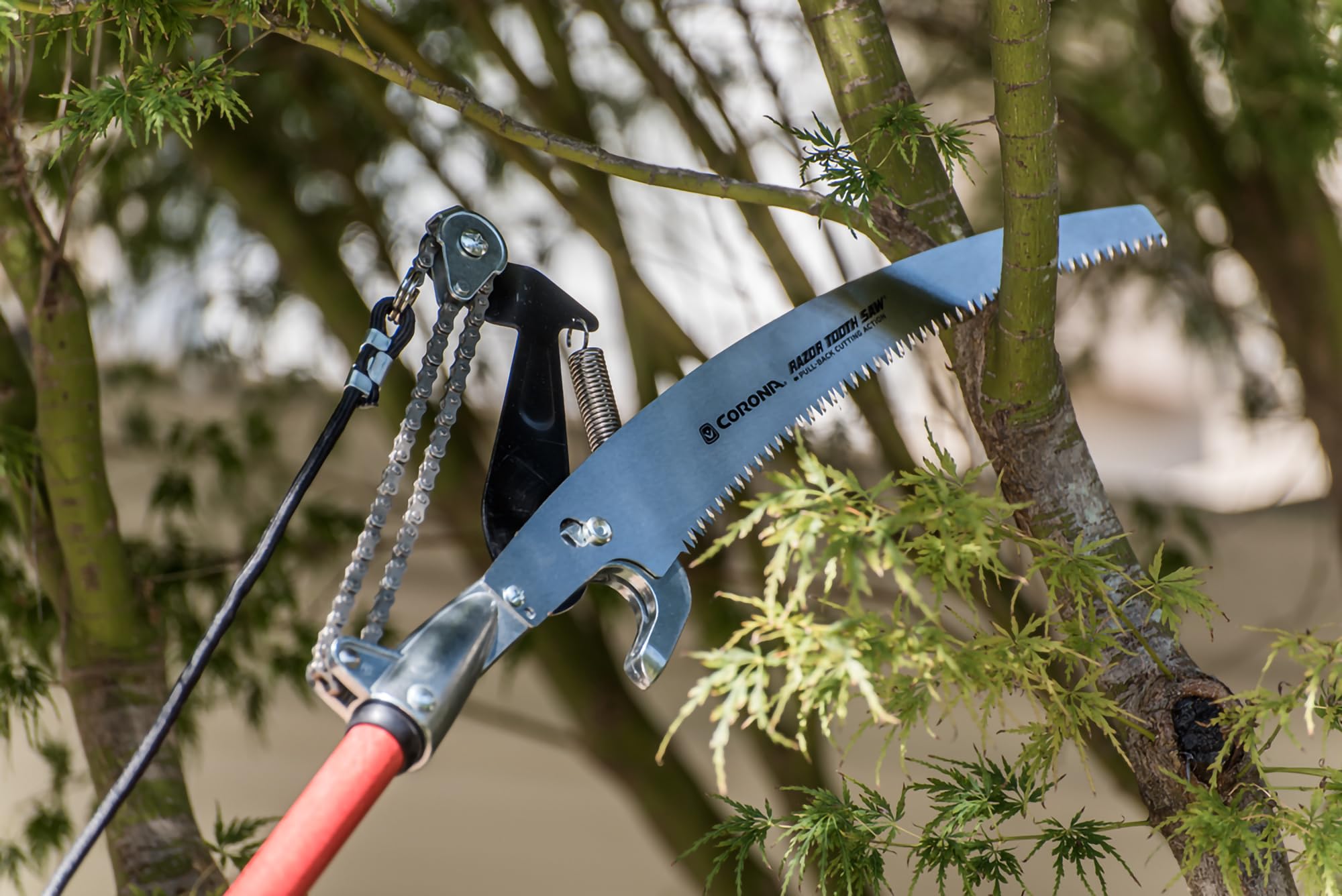 Corona TP 6870 MAX die-cast pruning head built for heavy-duty pruning tasks.