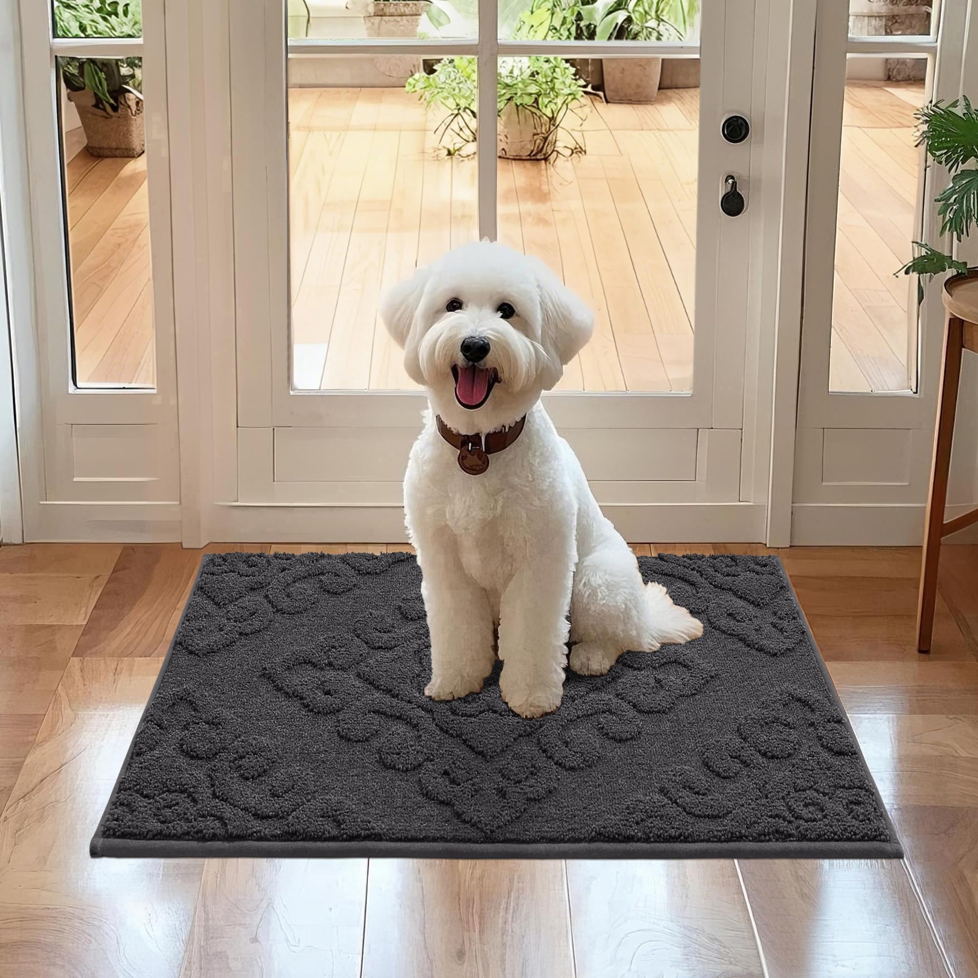 COSY HOMEER dark grey mat fits contemporary foyers and hides dirt.