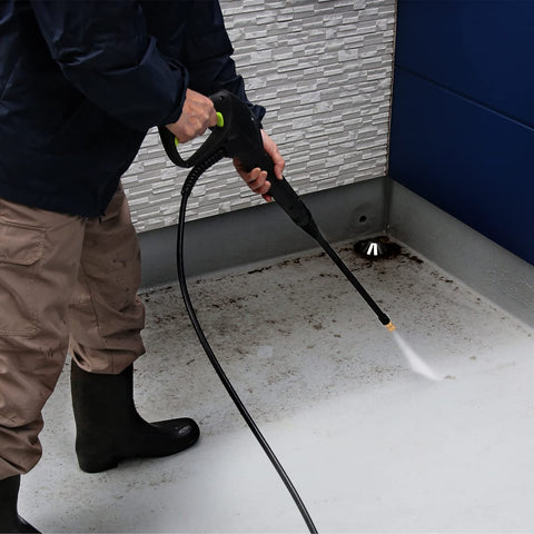 Coyardor pressure-washer kit includes gun, adapter, and tips for ready use.