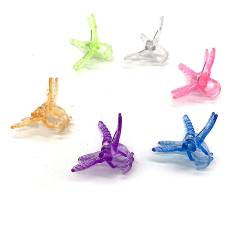 Cozyou colorful clips guiding vines along a trellis with clear visibility
