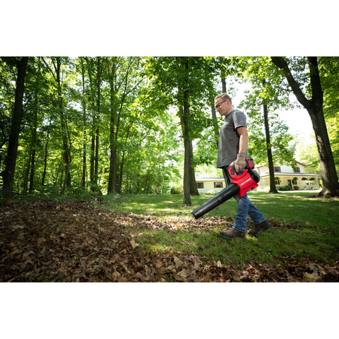 CRAFTSMAN compact design enhances maneuverability in tight spaces