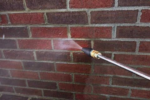 CRAFTSMAN comfort grip wand ensures steady control during cleaning.