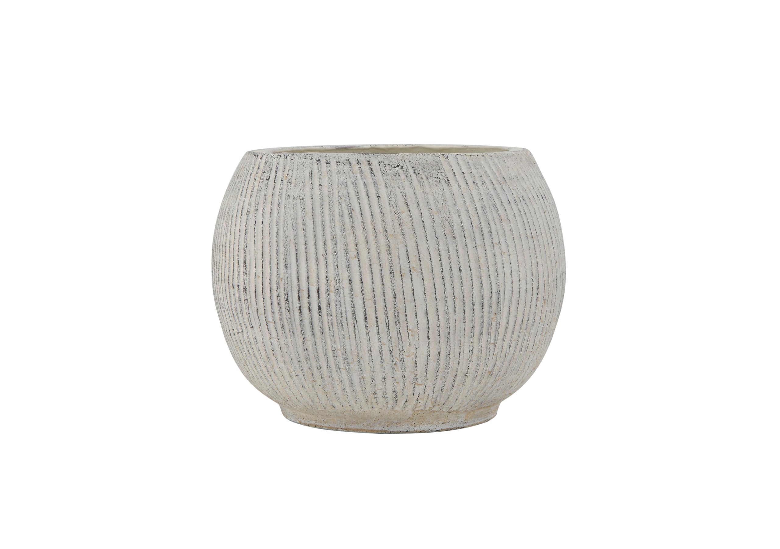 Creative Co-Op planter easy to wipe clean with a dry cloth for daily care
