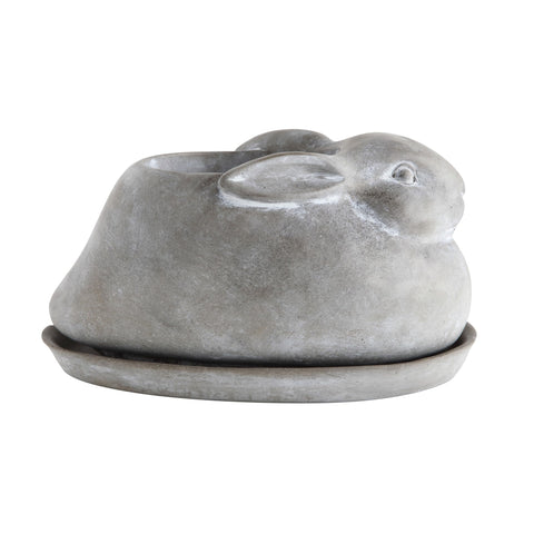 Creative Co-Op rabbit planter with saucer neatly holds a 4-inch pot.