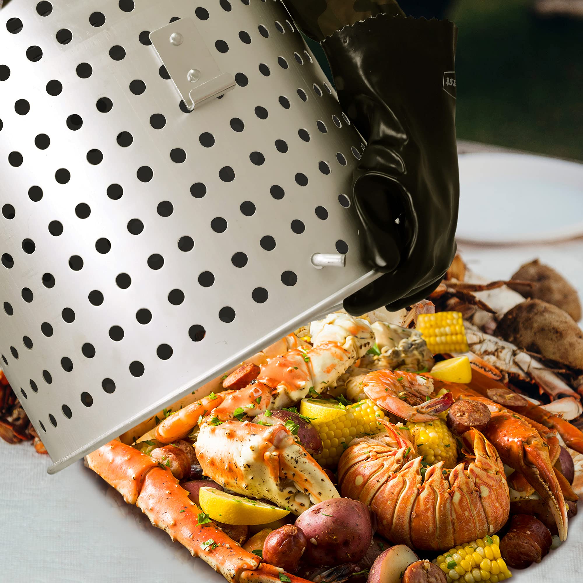 Creole Feast SBK0801 strainer basket keeps seafood contained while draining