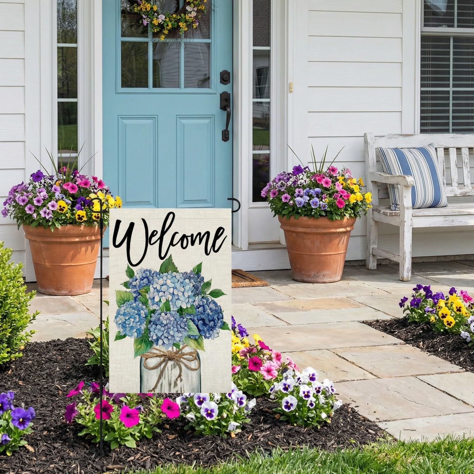 CROWNED BEAUTY burlap-texture fabric flag, weatherproof for spring showers