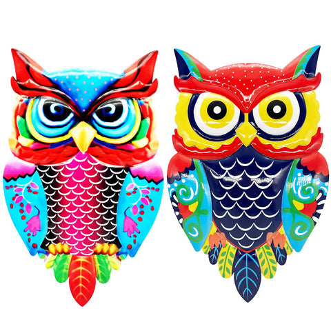 Cruis Cuka metal owl wall art, front view, ideal for garden display and vibrant outdoor accents.