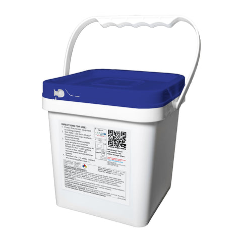 Crystal-clear water after Swim Check phosphate treatment.