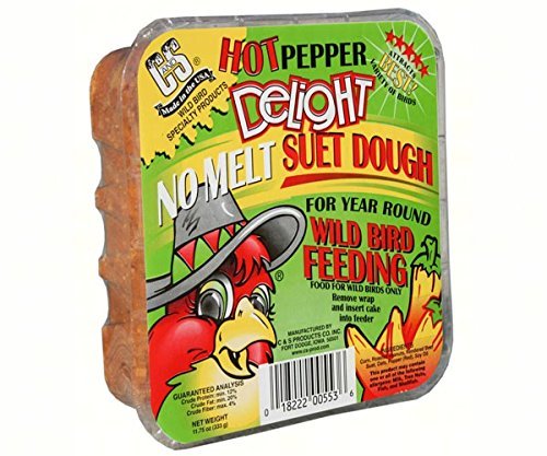 Back packaging highlights 6-pack, USA-made quality for seasonal backyard feeding.