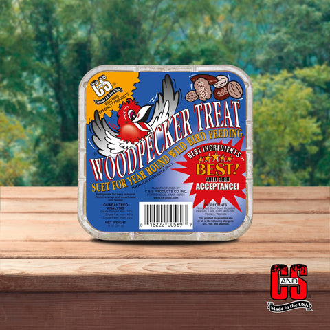 C&S Woodpecker Suet Treat includes peanuts and berries.