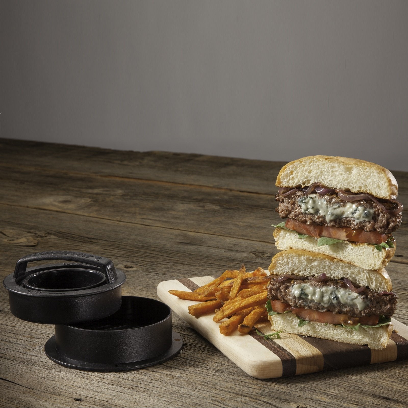 Cuisinart burger press non-stick surface ensures clean release and perfect patties.