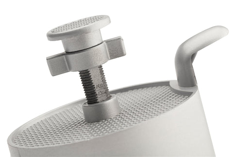 Cuisinart CABP-300 non-stick cast aluminum surface releases patties easily