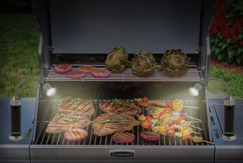 Cuisinart CGL-502 battery-powered LED lights run on 3 AAA batteries.