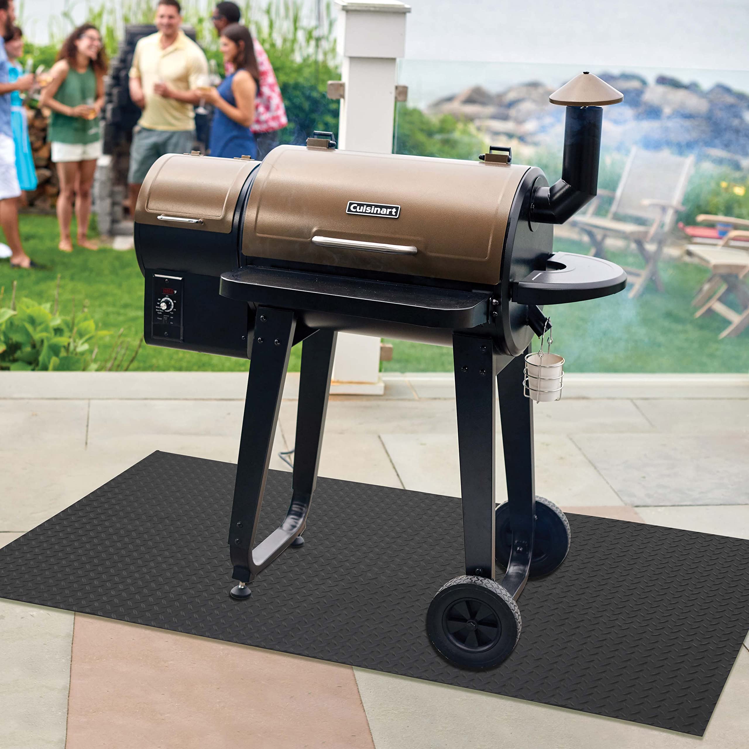 Cuisinart CGMT-140 non-slip bottom on deck helps keep the mat in place.