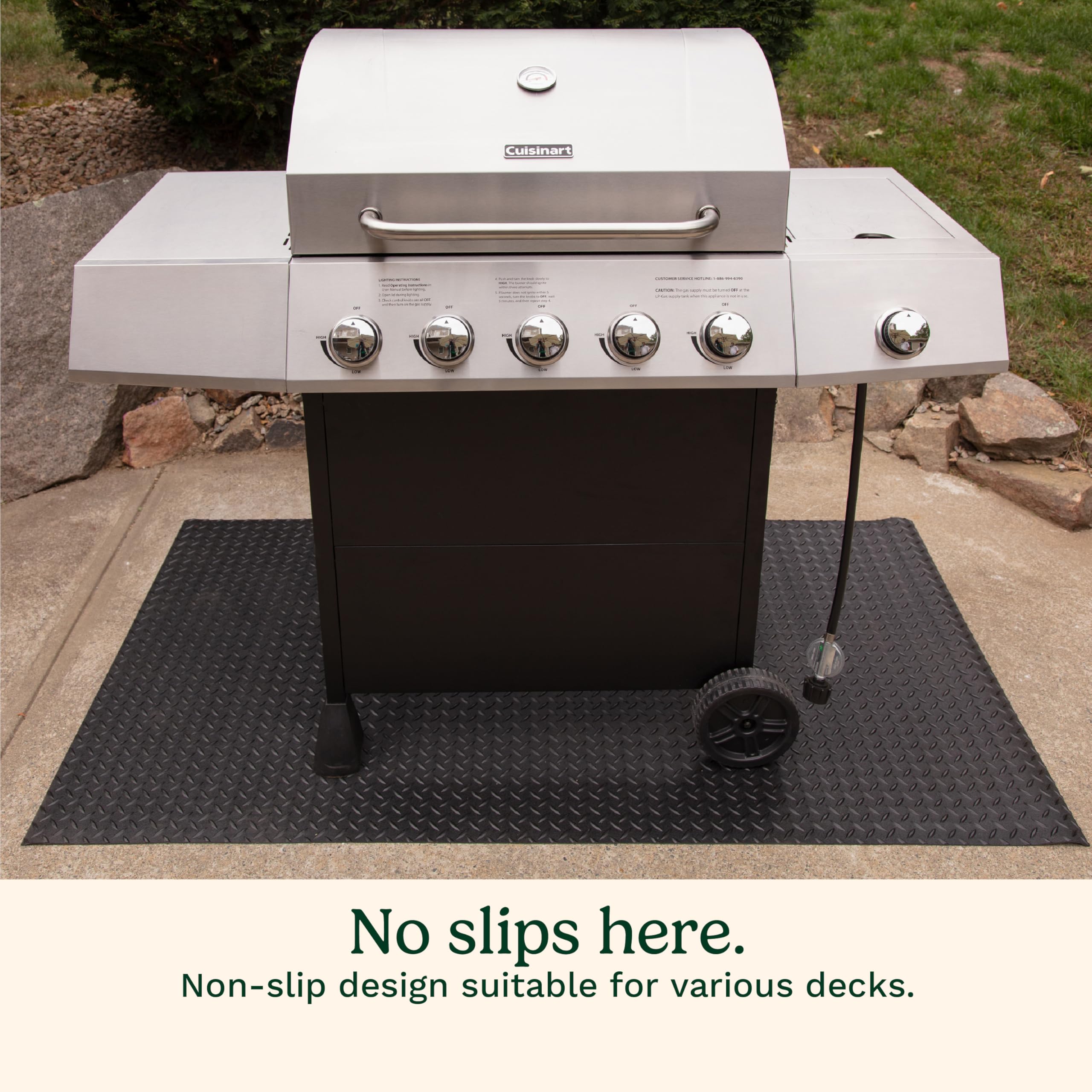 Cuisinart weather-resistant patio mat withstands rain and sun.