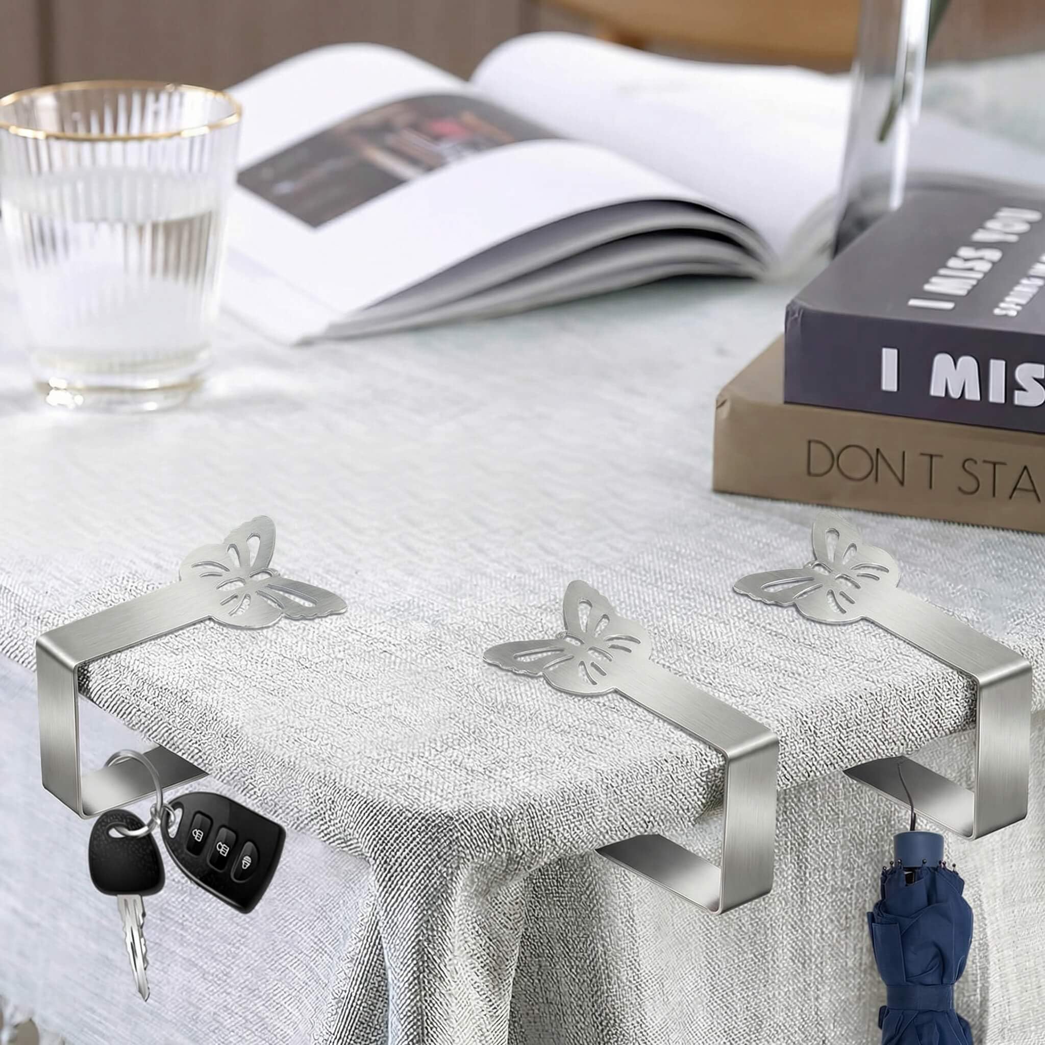 CUNGLIN outdoor-use tablecloth clip keeps covers in place