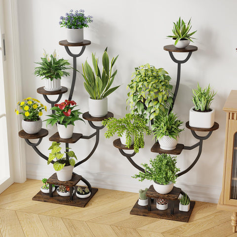 CYXPHION flower-shaped shelf adds artistic flair while holding diverse greenery.