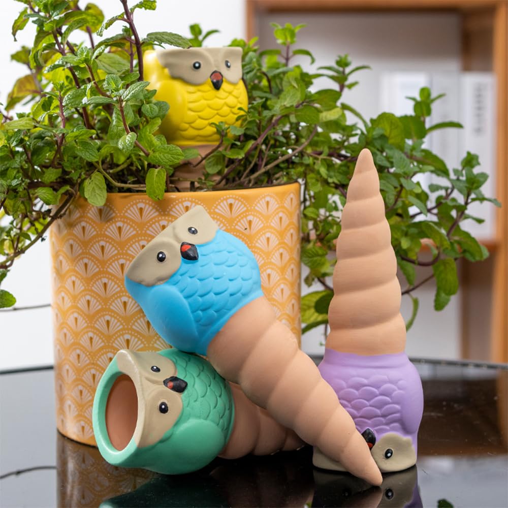 CZWL&HG Owl-shaped watering spike in a four-pack for auto hydration of plants