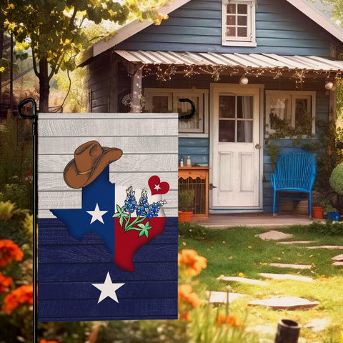 Dacawin cowboy-hat flag highlights Western motif, ideal for porch or yard displays.