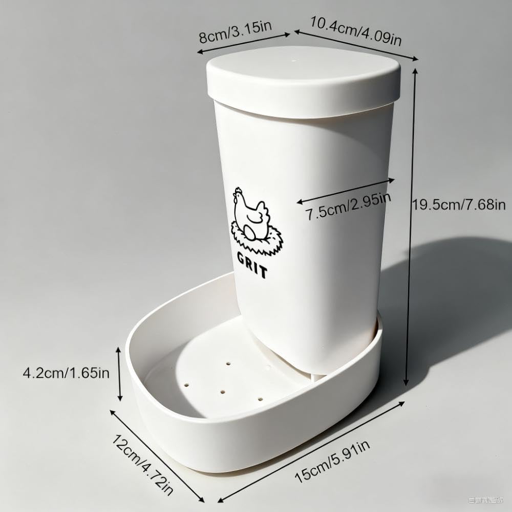 Dakasokaaa grit feeder image highlighting easy access to grit for roosters and hens.