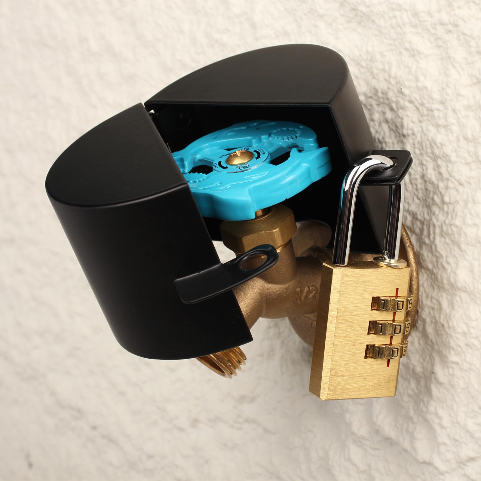 Dakekou faucet lock fitted on an outdoor garden spigot for secure watering