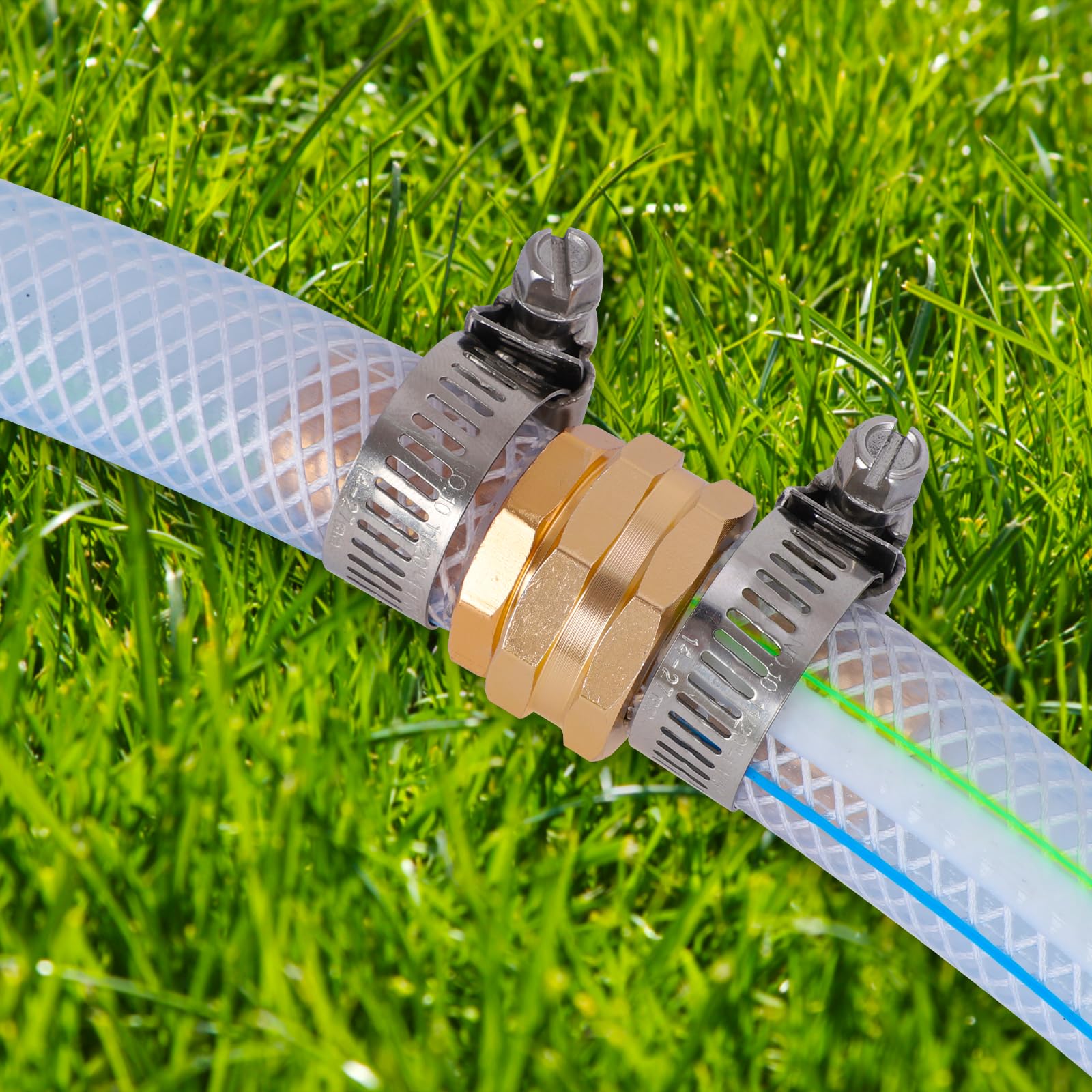 Standard 3/4in hose compatibility with sprinklers and nozzles.