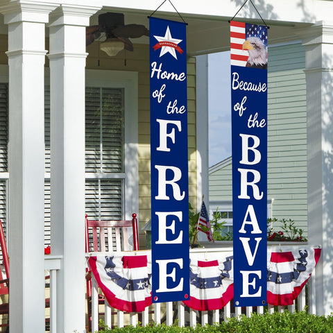 DanCoom vibrant red white blue banner with fade-resistant appeal.