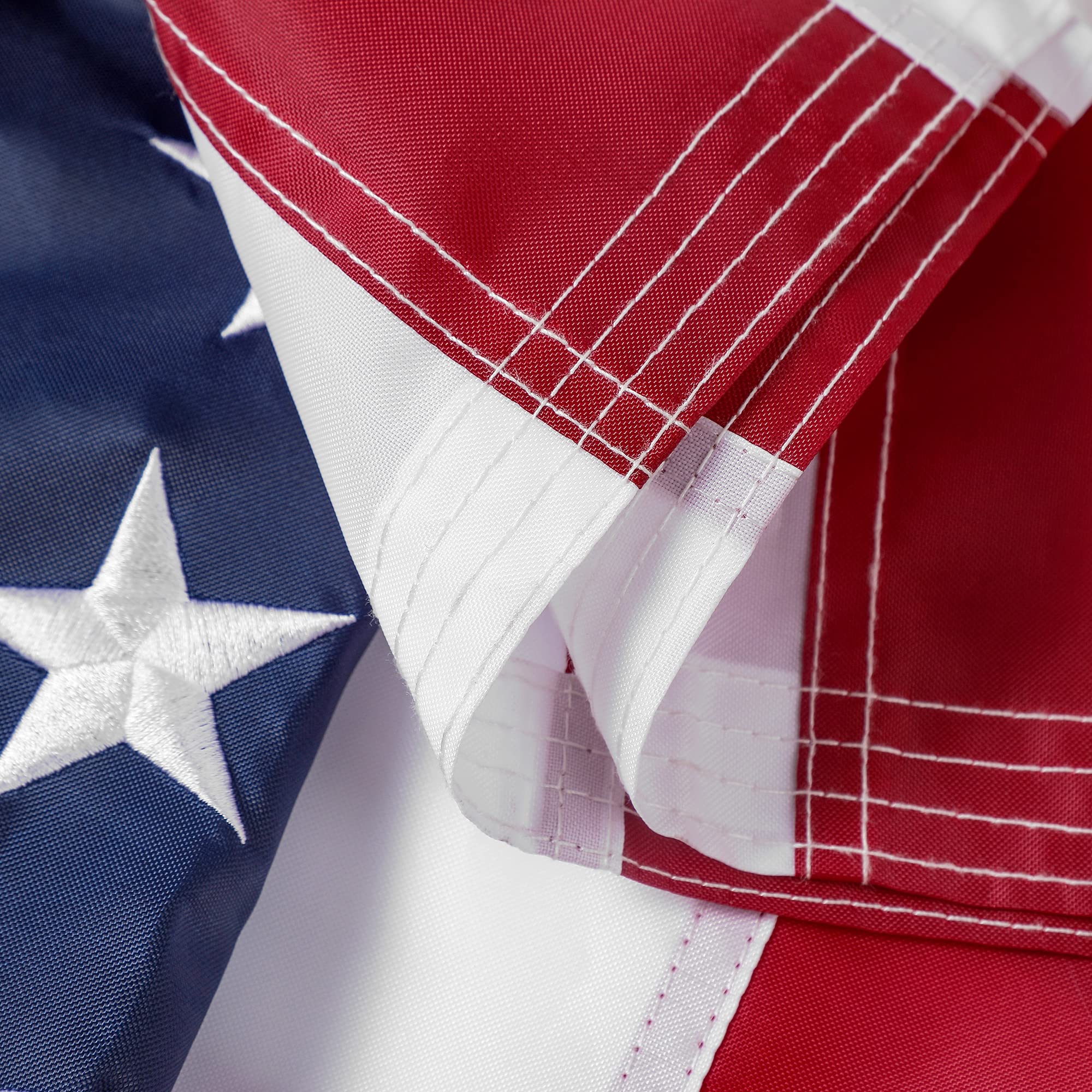 DANF FLAG real brass grommets ensure secure mounting outdoors.