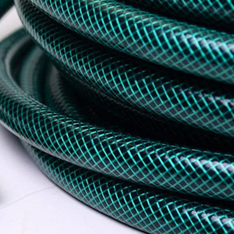 Darnassus garden hose wide compatibility for outdoors, pets, and pastoral land.