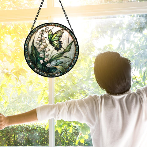 DASTOLL Diamond glass butterfly suncatcher sparkles, catching sun on porches and rooms