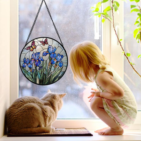 DASTOLL stained glass window decor comes with a metal chain for easy hanging.