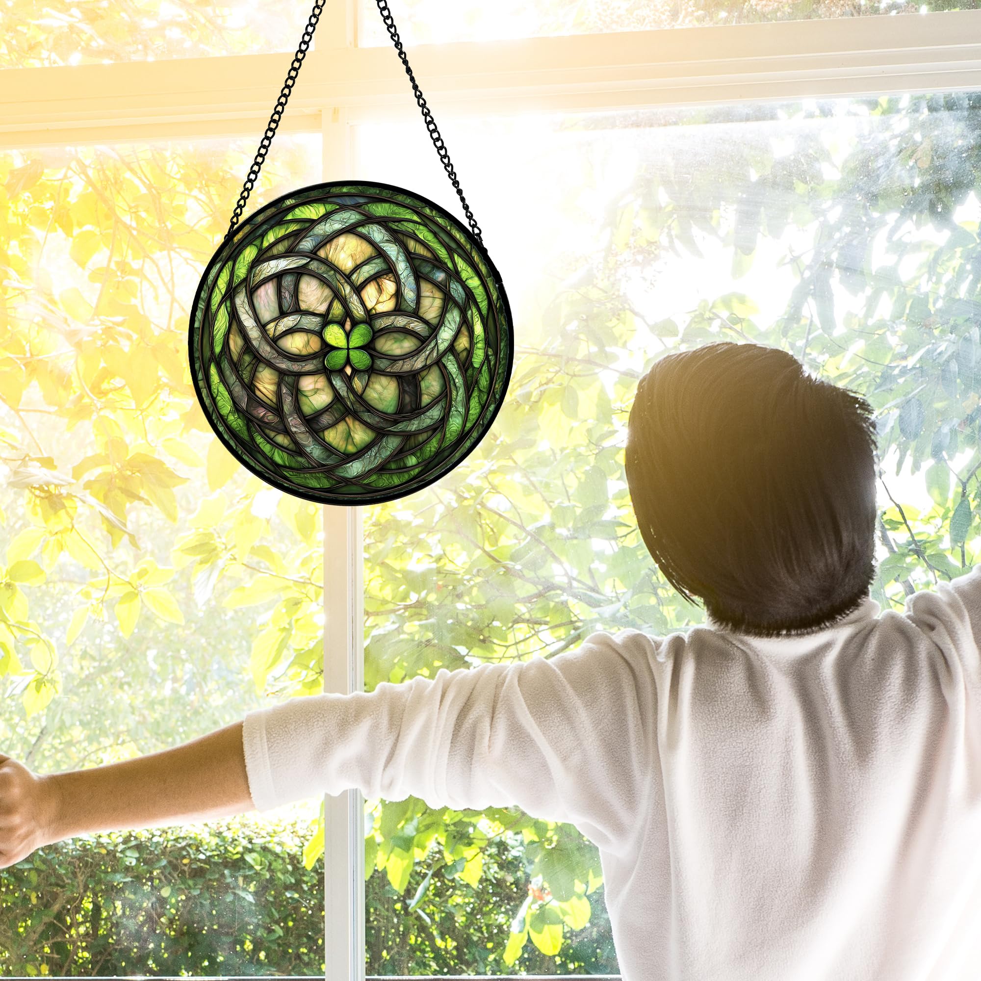 DASTOLL sun catcher close-up reveals diamond glass texture and vivid UV-printed colors