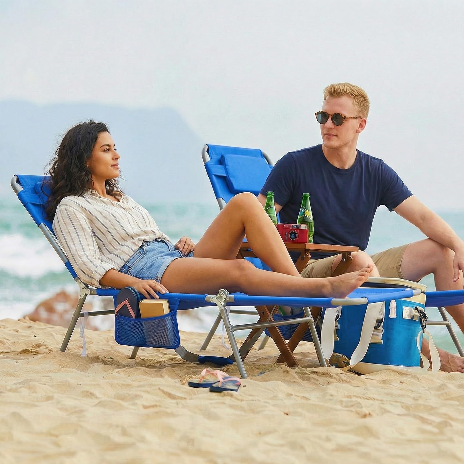 Daystar SunnyFeel chair with side pouches for drinks and phone within reach