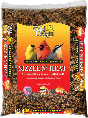D & D Commodities LTD Sizzle N' Heat bird food in barrier bag attracts birds and deters squirrels