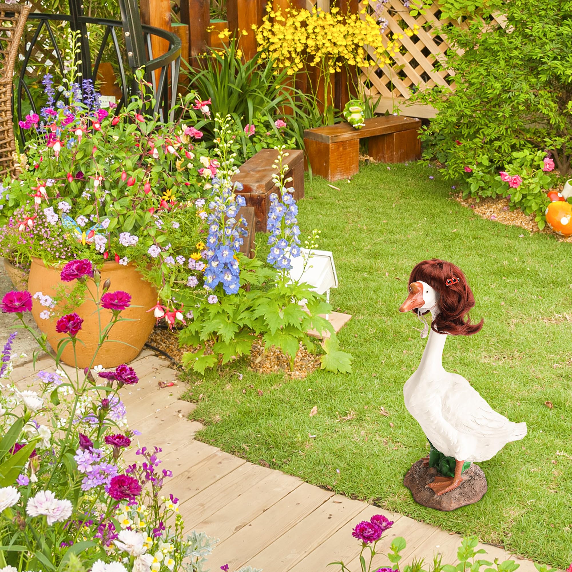 DECOHS heart-clip blue accessory wig adds contrast for lively yard decor.