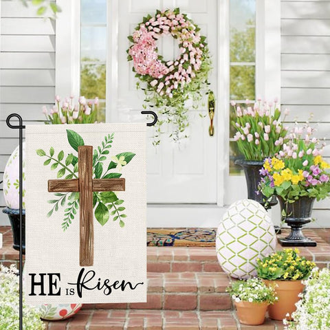 Decorhua He is Risen flag back view showing identical design from all angles