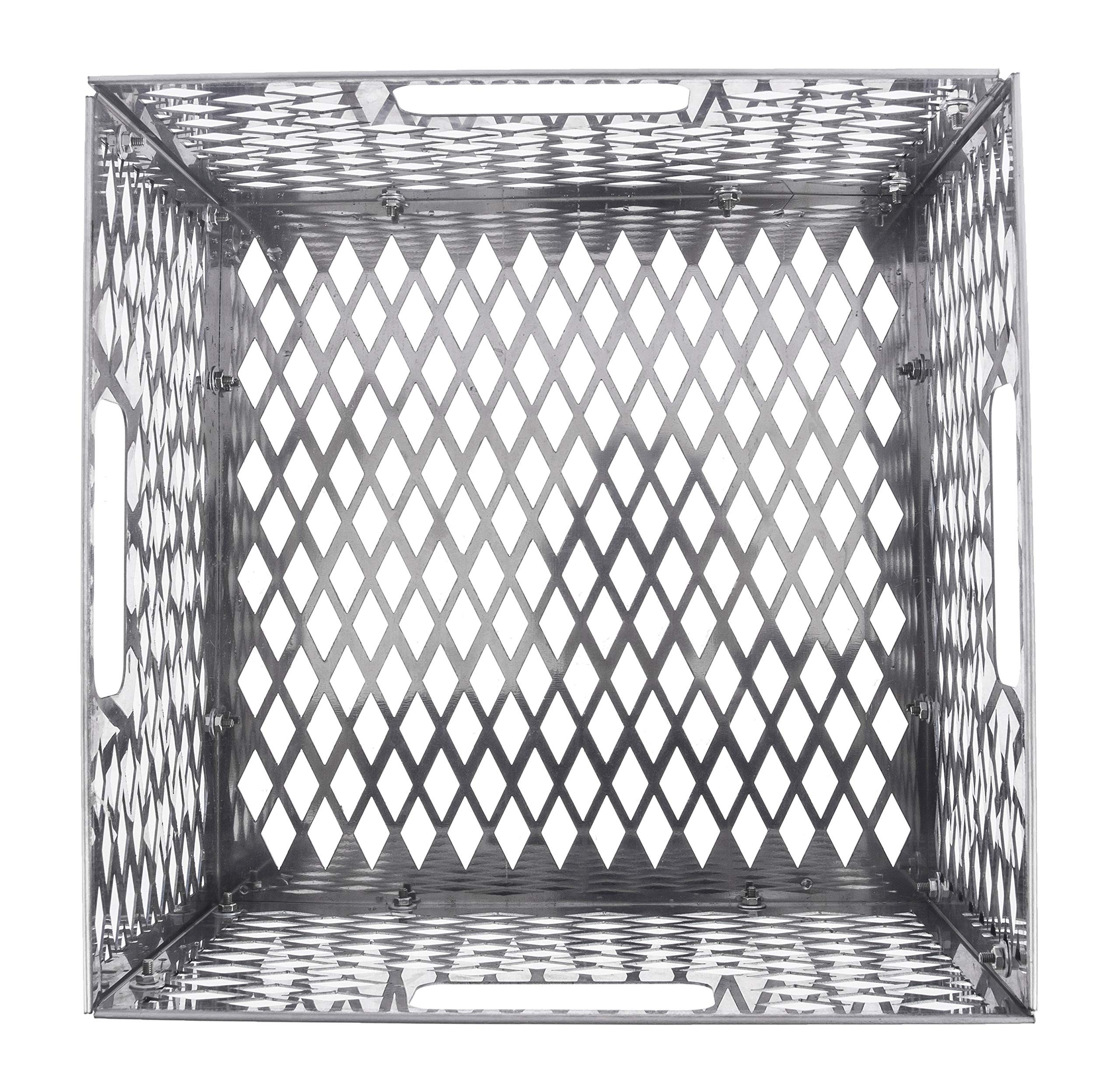 DELSbbq charcoal basket airflow design allows faster heating and better fuel use.