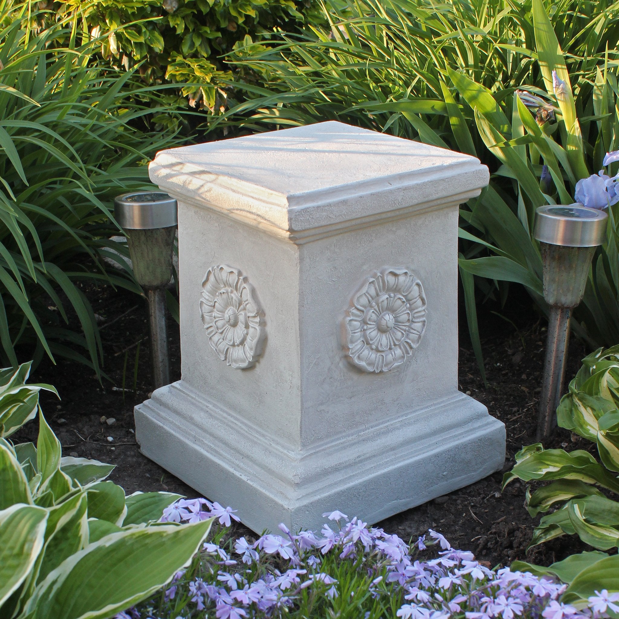 Design Toscano rosette pedestal side table adds outdoor elegance for drinks