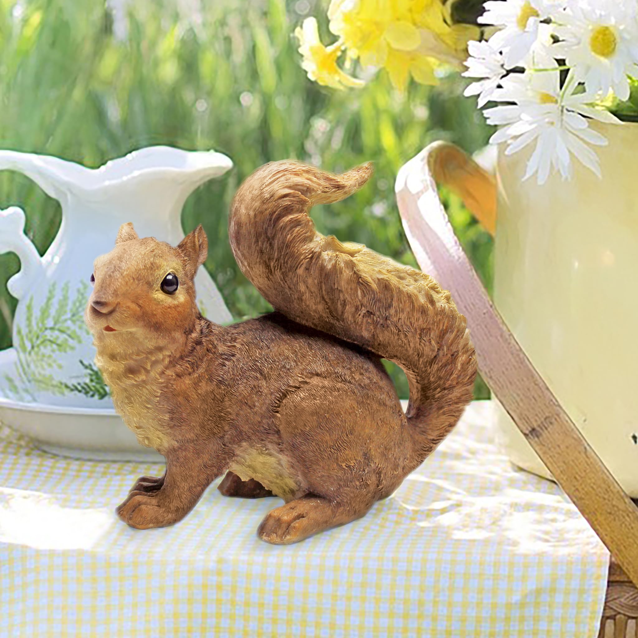 Design Toscano Scamper woodland squirrel closeup fur texture enhances realism in outdoor spaces.