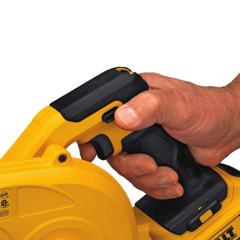 Maximum 100 CFM airflow helps clear larger areas quickly.
