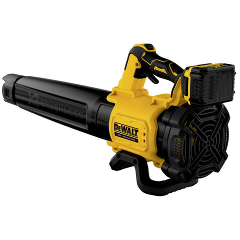 DEWALT 20V MAX XR leaf blower delivering up to 450 CFM for yard cleanup